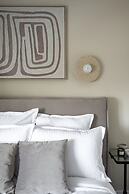 Views of all the Palaces 2BR Stunner