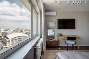 Views of all the Palaces 2BR Stunner