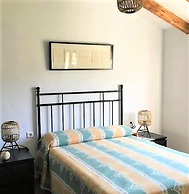 Santa Angela de la Cruz Apartment