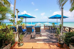 Bora Bora 4 Bedroom Home