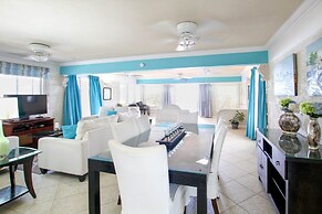 Bora Bora 4 Bedroom Home