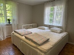 Semi-detached House 210m From Beach