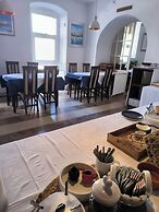 Omir Bed & Breakfast