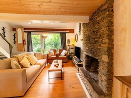 Chalet in Hastiere Near Castle