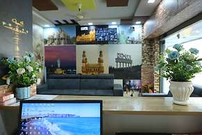 ATHIDHI HOTEL & SUITES