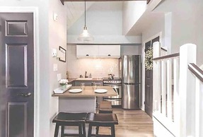 Rustic Loft at Blue