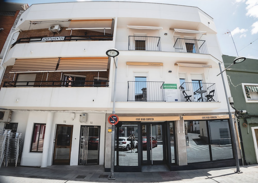 Apartamentos Turísticos Capitán