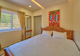 Vihani's Western Clouds by VOYE HOMES