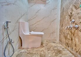 Vihani's Western Clouds by VOYE HOMES