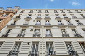 Superb Apartment Invalides Eiffel Tower