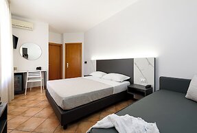 Sun Garden Hotel