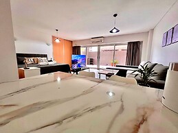 Spacious Estudio