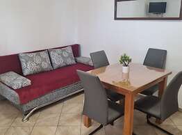 Apartments Marija Sukošan