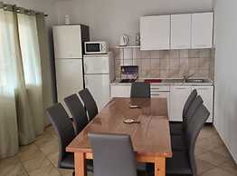 Apartments Marija Sukošan
