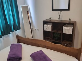 Apartments Marija Sukošan