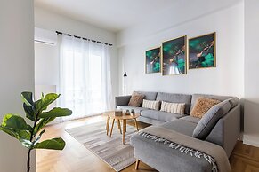 Mystique 2-Bedroom Apartment in Athens