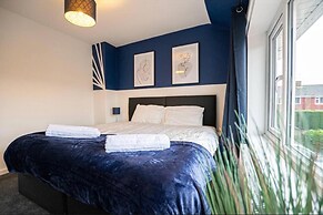 Durham Delightful 5-bed House Retreat