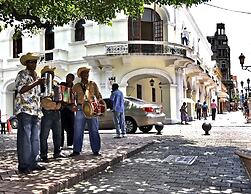 Dominico Colonial