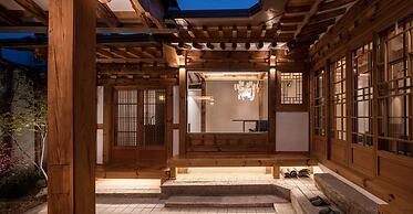Nostalgia Hanok Hotel
