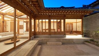 Nostalgia Hanok Hotel