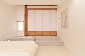 Nostalgia Hanok Hotel