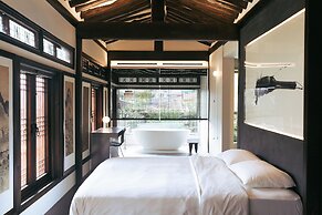 Nostalgia Hanok Hotel