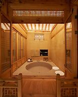 Nostalgia Hanok Hotel