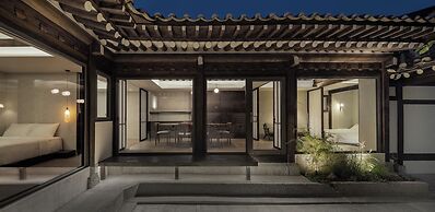 Nostalgia Hanok Hotel
