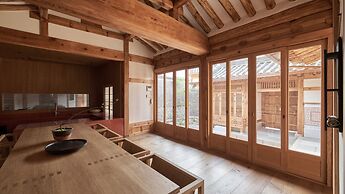 Nostalgia Hanok Hotel