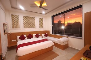 Hotel Divine Orchid