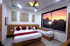Hotel Divine Orchid