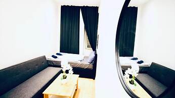 Cozy 5BR Apt 10min Walk to Augarten