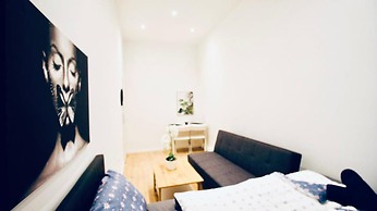 Cozy 5BR Apt 10min Walk to Augarten