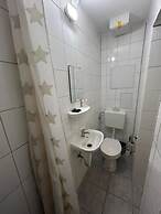 2-Rent Group Hostel Apartments SEN14