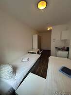 2-Rent Group Hostel Apartments SEN14