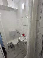 2-Rent Group Hostel Apartments SEN14