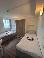 2-Rent Group Hostel Apartments SEN14