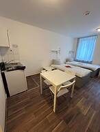 2-Rent Group Hostel Apartments SEN14