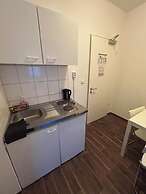 2-Rent Group Hostel Apartments SEN14