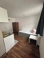 2-Rent Group Hostel Apartments SEN14