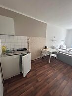 2-Rent Group Hostel Apartments SEN14