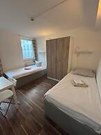 2-Rent Group Hostel Apartments SEN14