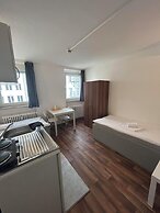 2-Rent Group Hostel Apartments SEN14