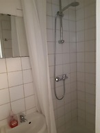 2-Rent Group Hostel Apartments SEN14