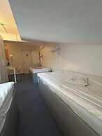 2-Rent Group Hostel Apartments SEN14