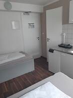 2-Rent Group Hostel Apartments SEN14
