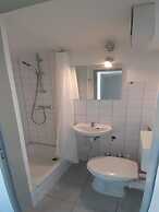 2-Rent Group Hostel Apartments SEN14