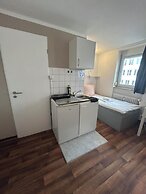 2-Rent Group Hostel Apartments SEN14