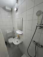 2-Rent Group Hostel Apartments SEN14