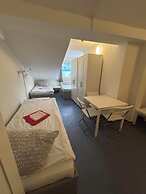 2-Rent Group Hostel Apartments SEN14